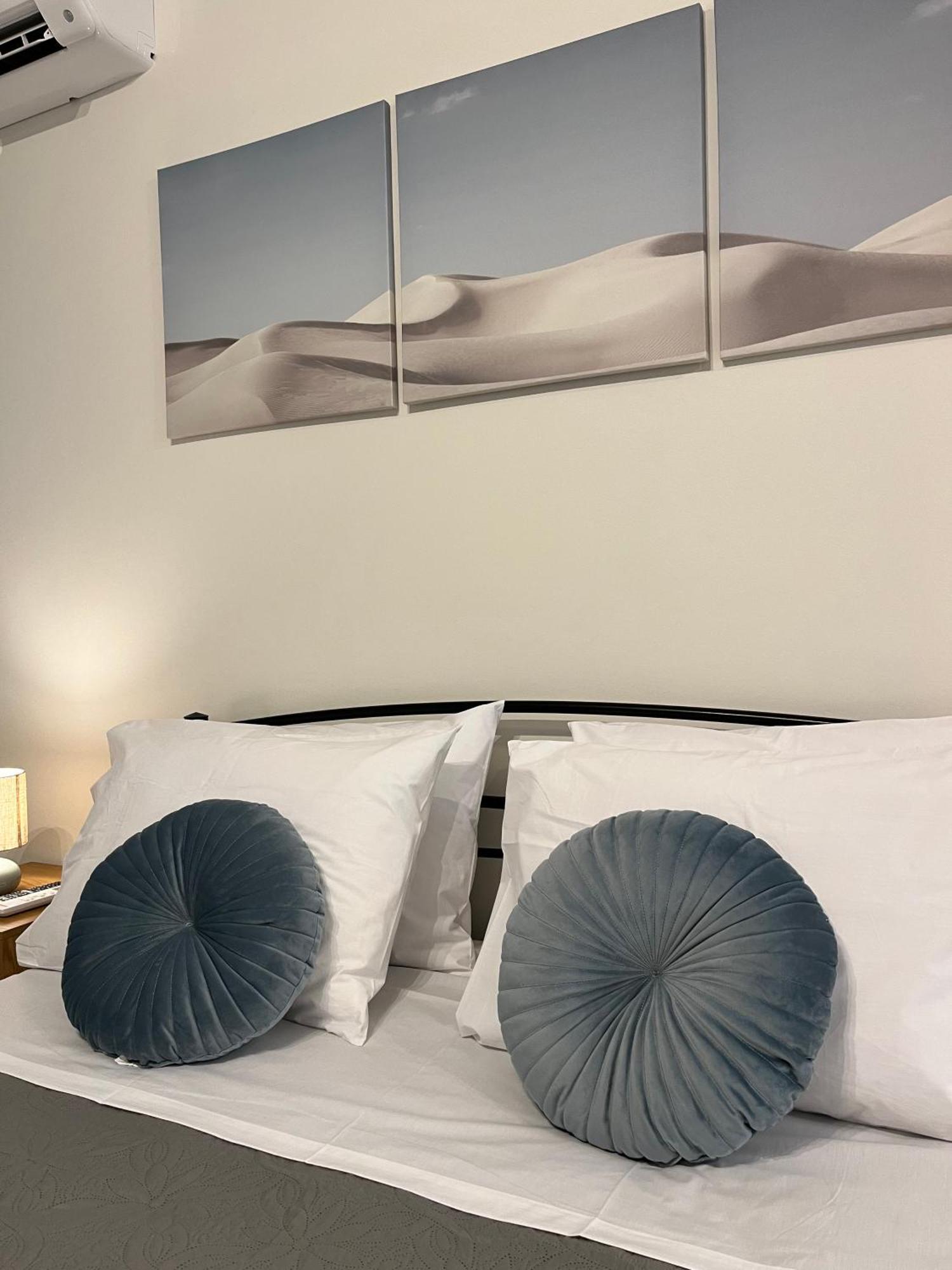Irene Beach Front Luxury Suite Peraía Exteriér fotografie