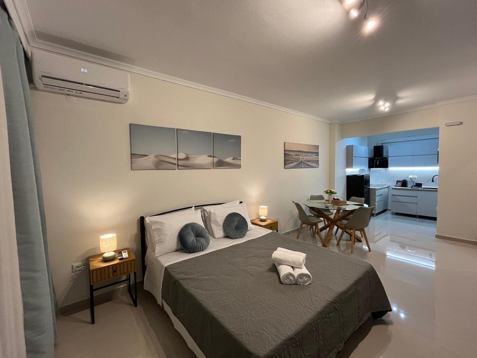 Irene Beach Front Luxury Suite Peraía Exteriér fotografie